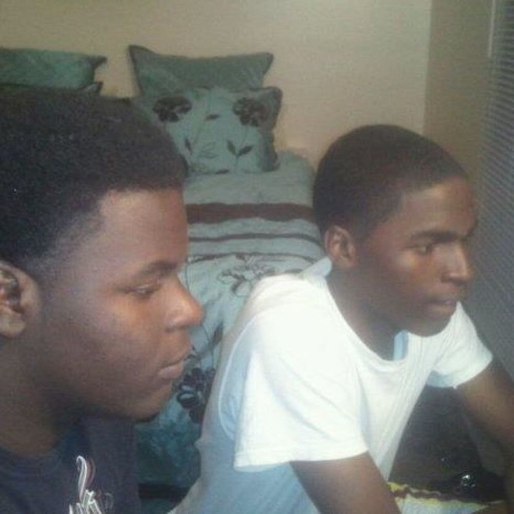 Meet your Posher, Connell